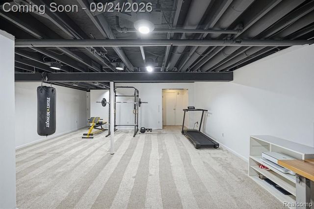 7306 Balsam Court, West Bloomfield, MI 48322