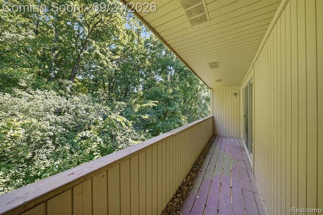7306 Balsam Court, West Bloomfield, MI 48322