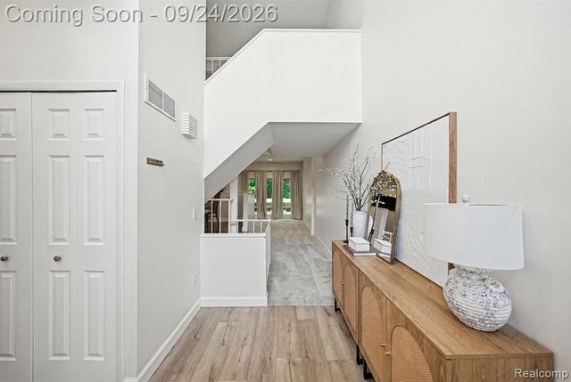 7306 Balsam Court, West Bloomfield, MI 48322