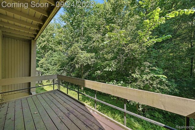 7306 Balsam Court, West Bloomfield, MI 48322