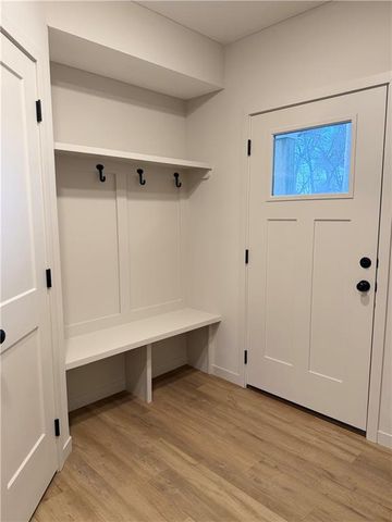 606 North Street, Lawrence, KS 66044