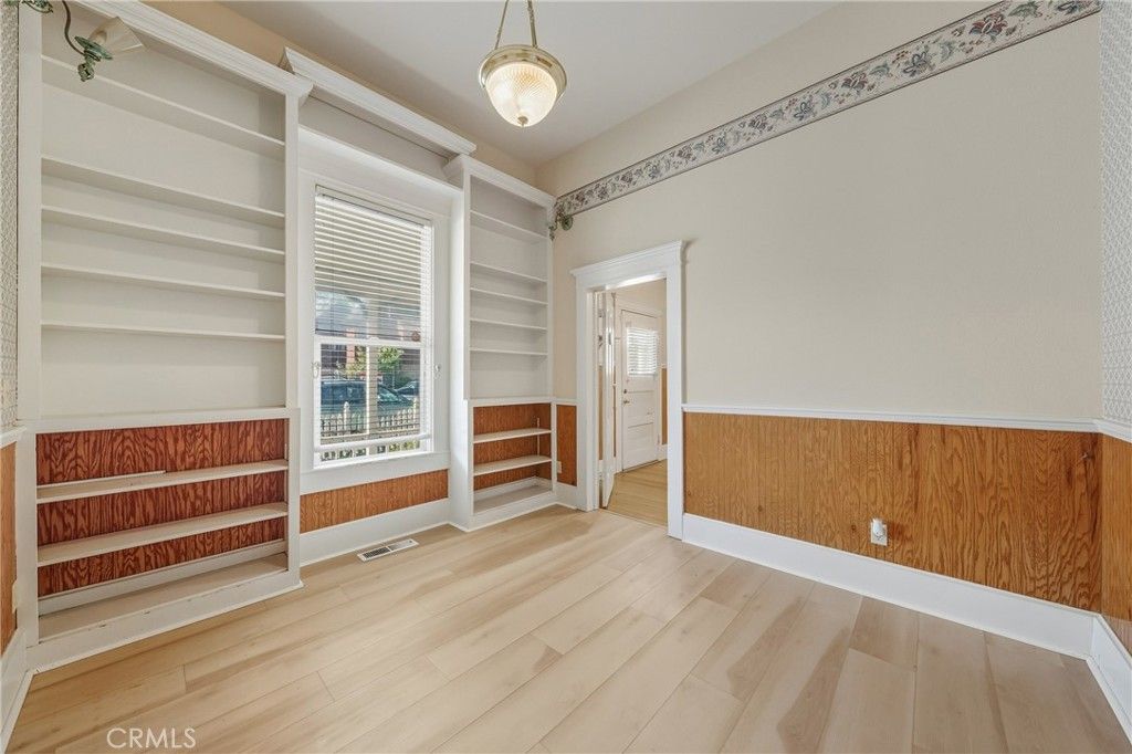 Image 9 of property listing at 150 Clearlake, Lakeport, CA 95453