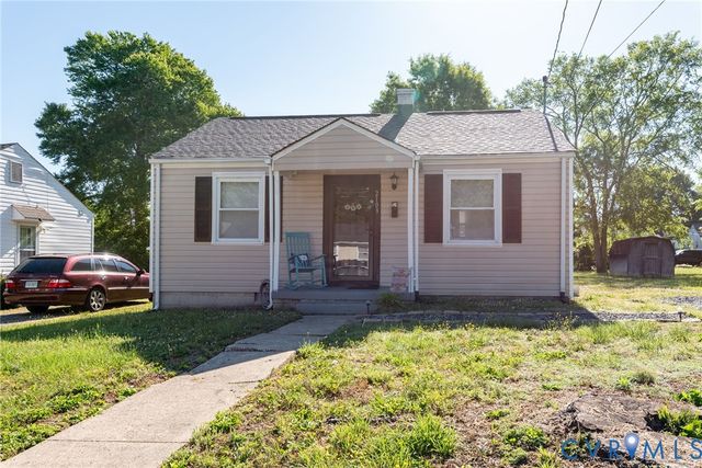 2103 Wakefield Ave, Colonial Heights, VA 23834
