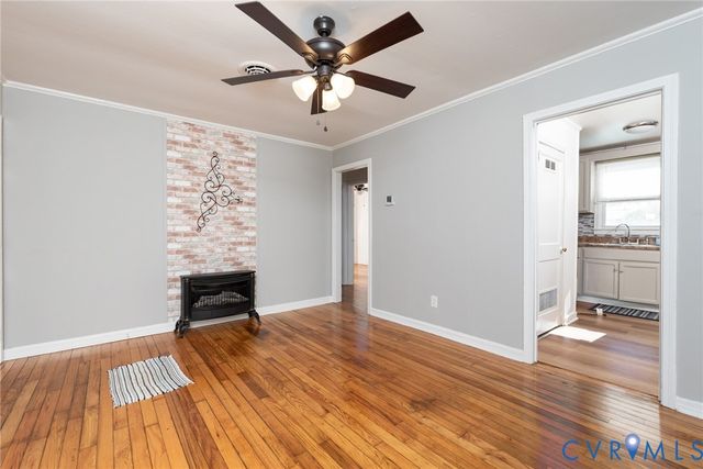 2103 Wakefield Ave, Colonial Heights, VA 23834