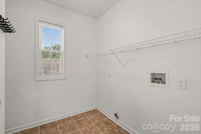 3948 Newhall Drive NW, Conover, NC 28601