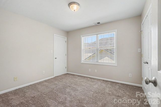 3948 Newhall Drive NW, Conover, NC 28601