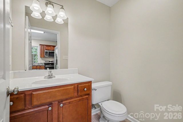 3948 Newhall Drive NW, Conover, NC 28601