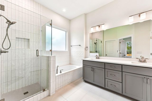 216 Comfort DR, Buda, TX 78610