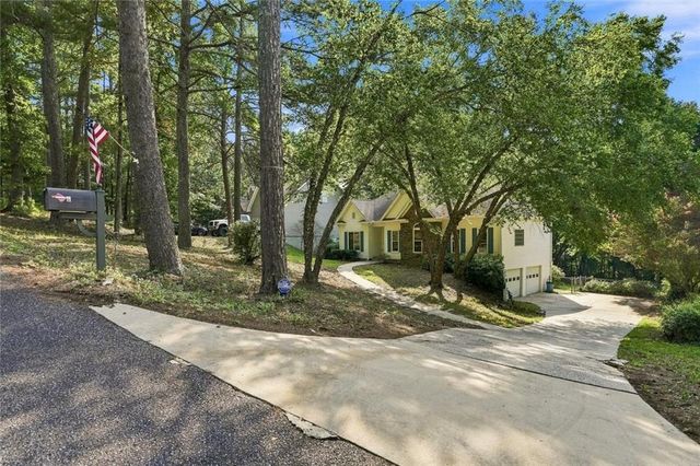 5905 Virginia Drive, Cumming, GA 30041