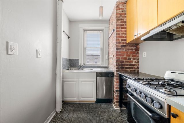 125 Park Drive 41, Boston, MA 02215