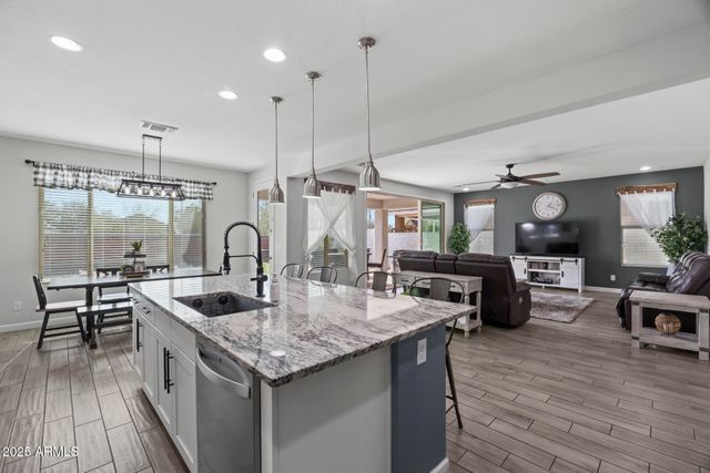 14369 W WETHERSFIELD Road, Surprise, AZ 85379