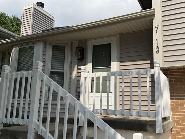 7113 N Atkins Avenue, Kansas City, MO 64152