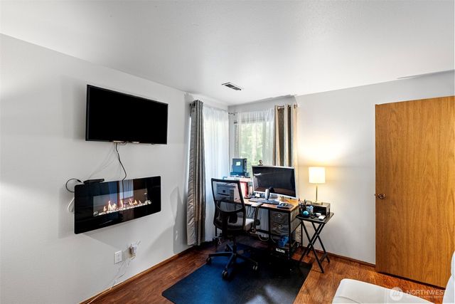 6441 NW Goldfern Court, Silverdale, WA 98383