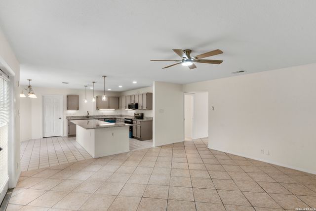 9154 Ridge Path, San Antonio, TX 78250