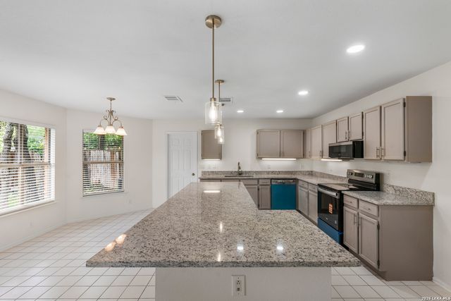 9154 Ridge Path, San Antonio, TX 78250