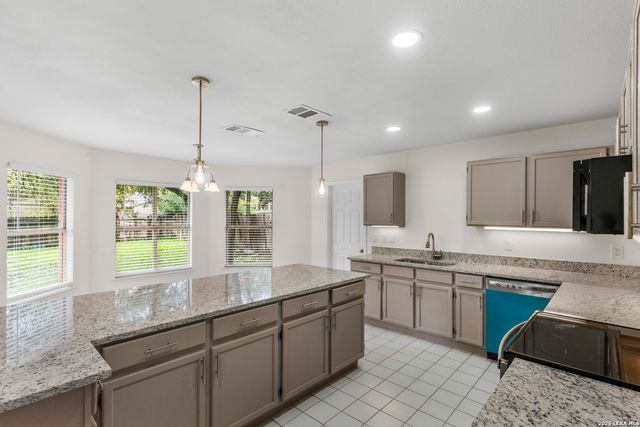 9154 Ridge Path, San Antonio, TX 78250