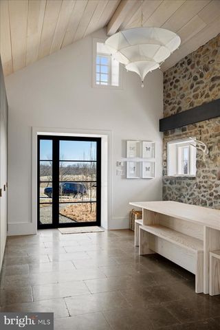 864 GRUBBS MILL RD, Newtown Square, PA 19073