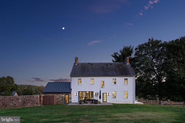 864 GRUBBS MILL RD, Newtown Square, PA 19073