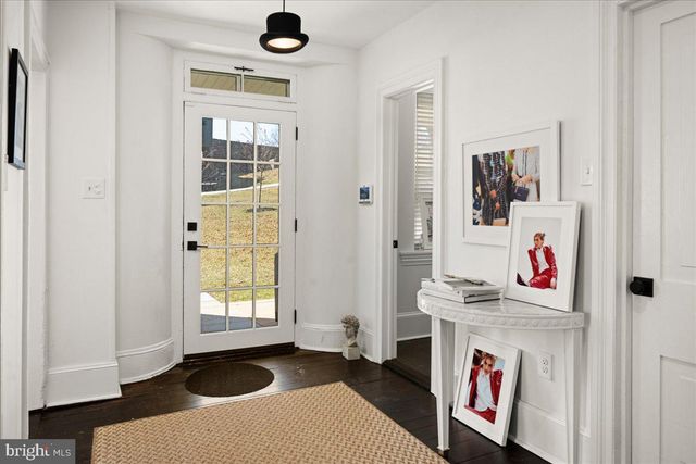 864 GRUBBS MILL RD, Newtown Square, PA 19073