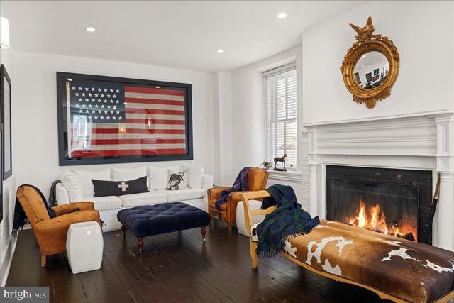 864 GRUBBS MILL RD, Newtown Square, PA 19073