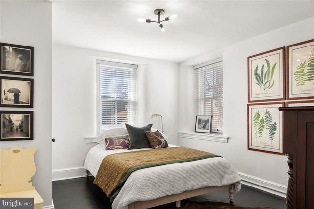 864 GRUBBS MILL RD, Newtown Square, PA 19073