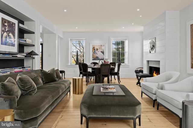 864 GRUBBS MILL RD, Newtown Square, PA 19073