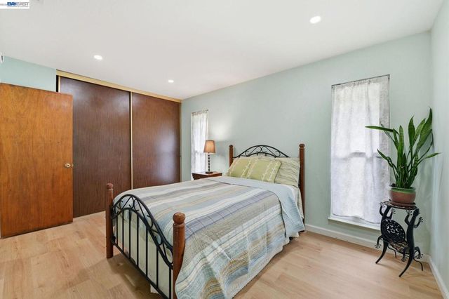 5649 Evergreen Ter, Fremont, CA 94538