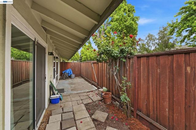5649 Evergreen Ter, Fremont, CA 94538
