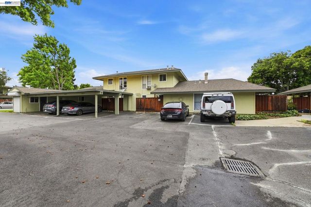 5649 Evergreen Ter, Fremont, CA 94538