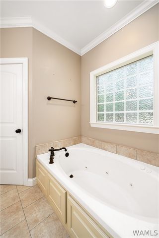 4801 Northwood Lake E, Northport, AL 35473