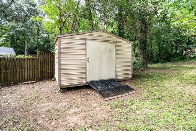 4801 Northwood Lake E, Northport, AL 35473