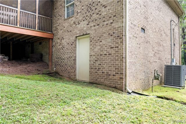 4801 Northwood Lake E, Northport, AL 35473