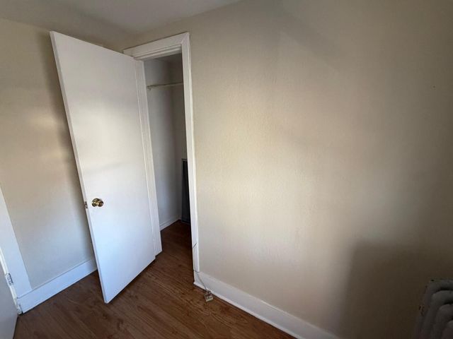 321 S Martin Luther King Jr Avenue 2, Waukegan, IL 60085