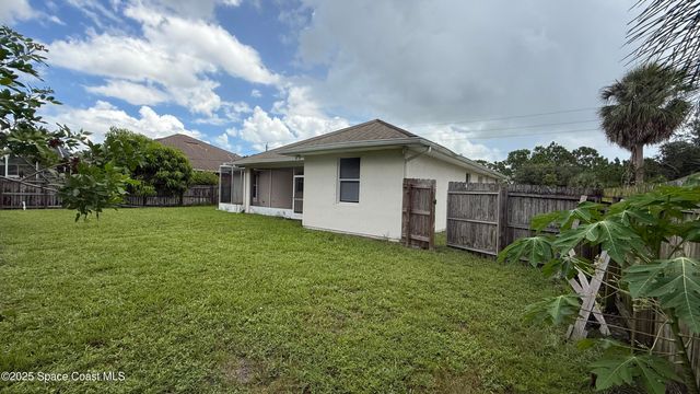 1782 Degroodt Road SW, Palm Bay, FL 32908