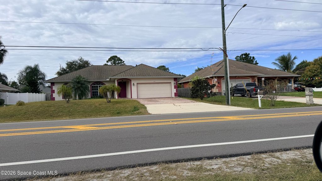 1782 Degroodt Road SW, Palm Bay, FL 32908