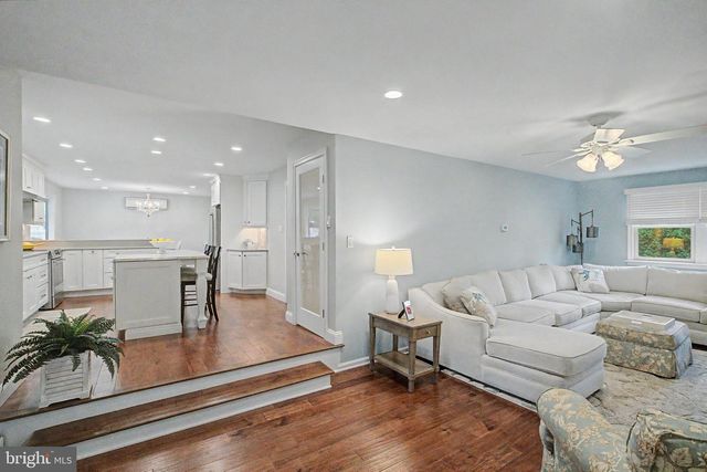 61 EAGLE RD, Chalfont, PA 18914