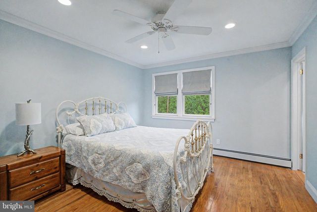 61 EAGLE RD, Chalfont, PA 18914