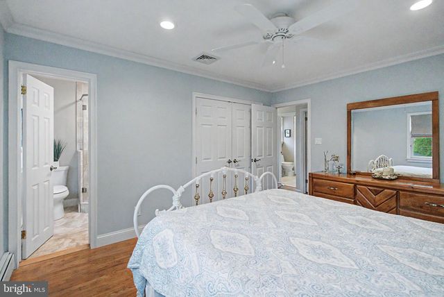 61 EAGLE RD, Chalfont, PA 18914