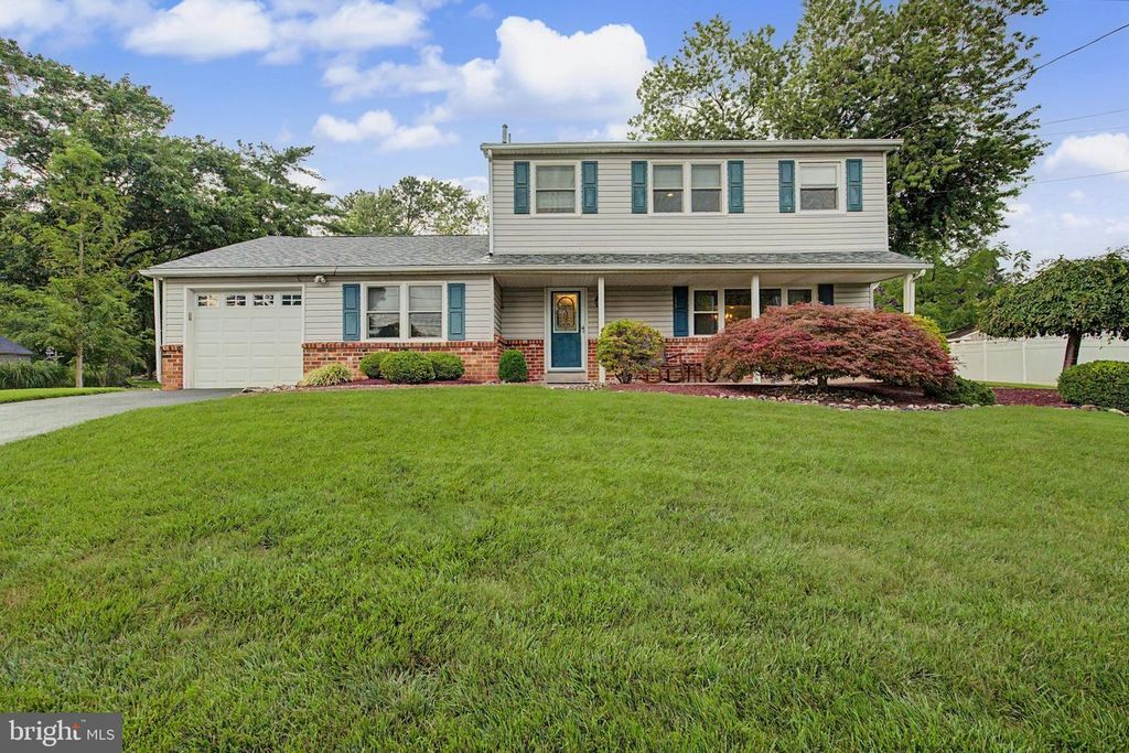 61 EAGLE RD, Chalfont, PA 18914