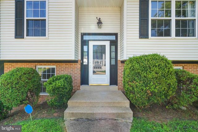 5837 RIVERSIDE DR, Woodbridge, VA 22193