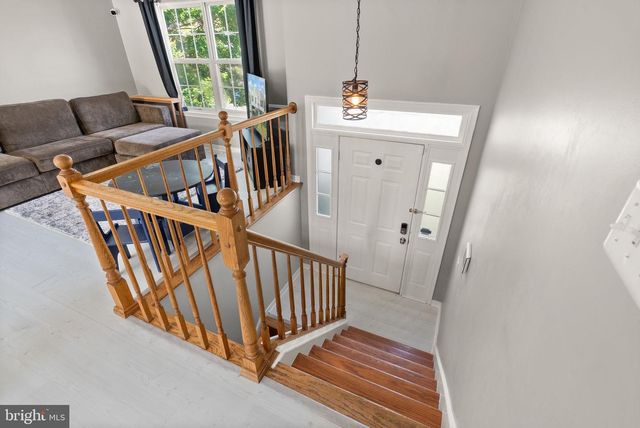 5837 RIVERSIDE DR, Woodbridge, VA 22193