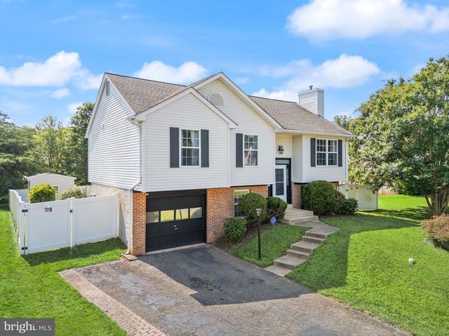5837 RIVERSIDE DR, Woodbridge, VA 22193