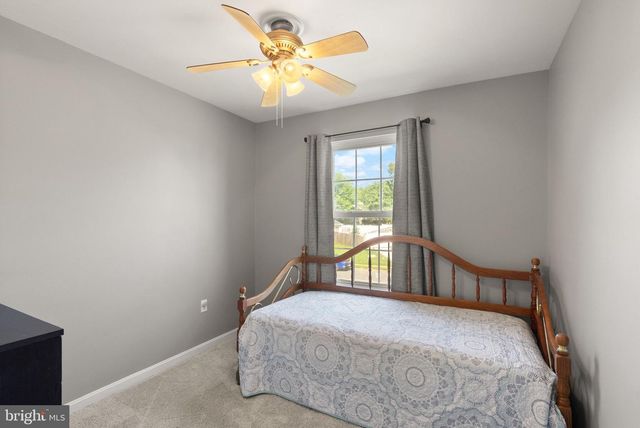 5837 RIVERSIDE DR, Woodbridge, VA 22193