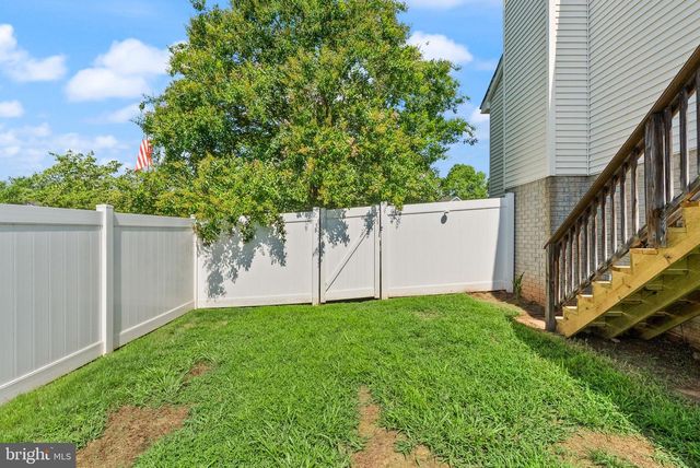 5837 RIVERSIDE DR, Woodbridge, VA 22193