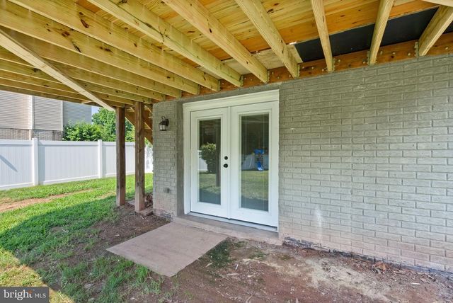 5837 RIVERSIDE DR, Woodbridge, VA 22193