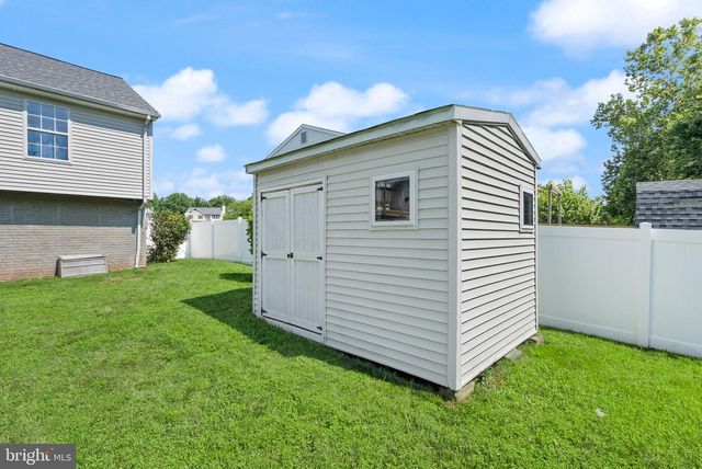 5837 RIVERSIDE DR, Woodbridge, VA 22193