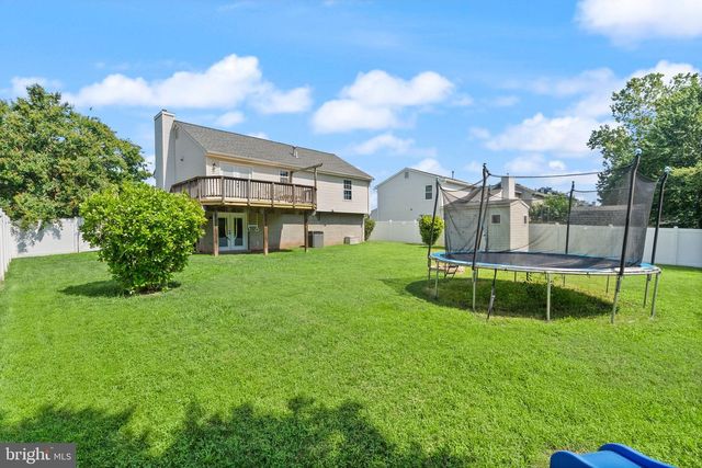 5837 RIVERSIDE DR, Woodbridge, VA 22193