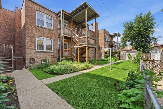 5708 W George Street 2, Chicago, IL 60634