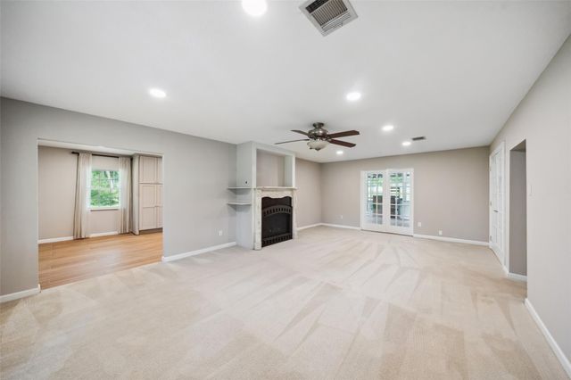 13373 Southshore Drive, Conroe, TX 77304