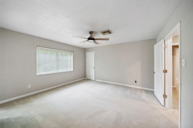 13373 Southshore Drive, Conroe, TX 77304